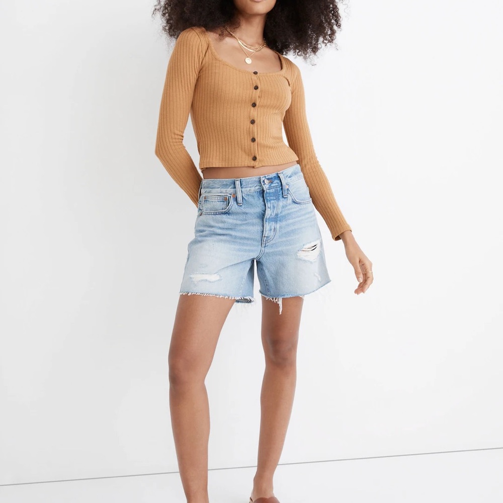 Madewell relaxed mid-length denim shorts in steenwick wash: ripped edition